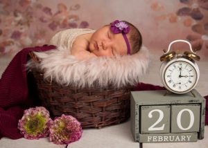 Schmeiser Barbara Fotografin - Newbornshooting mit Datum